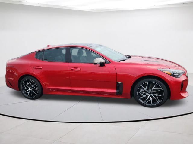 2023 Kia Stinger GT-Line