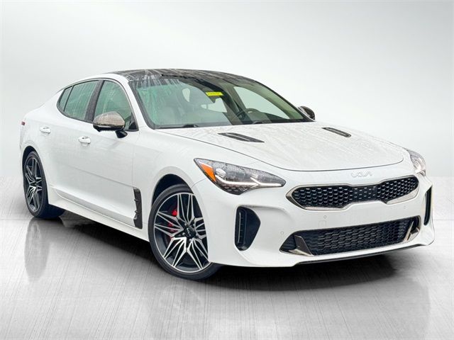 2023 Kia Stinger GT2