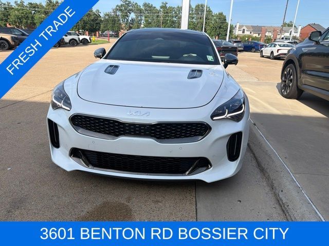 2023 Kia Stinger GT2