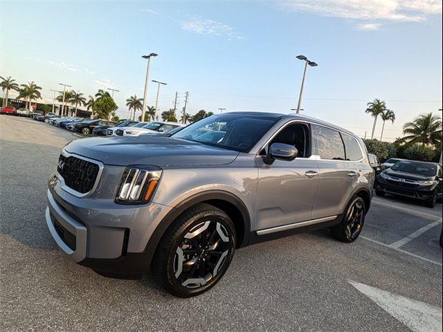 2023 Kia Telluride EX