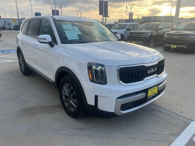 2023 Kia Telluride LX