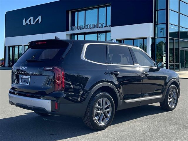 2023 Kia Telluride LX