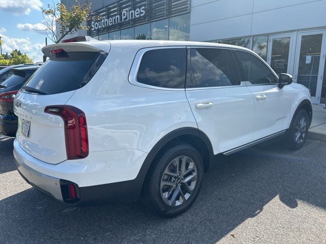 2023 Kia Telluride LX