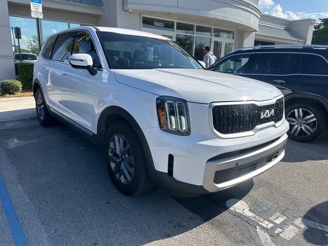 2023 Kia Telluride LX