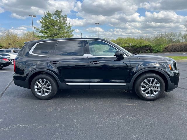 2023 Kia Telluride LX