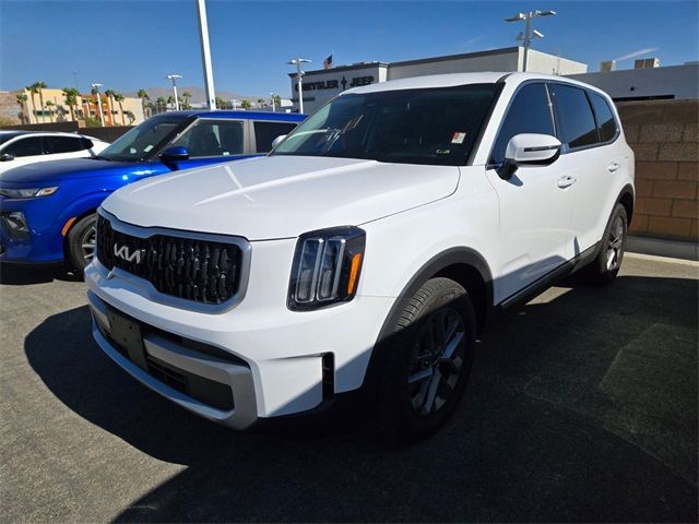 2023 Kia Telluride LX