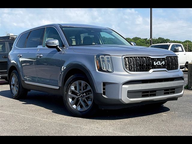 2023 Kia Telluride LX