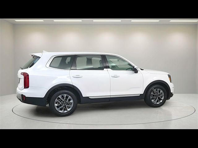 2023 Kia Telluride LX