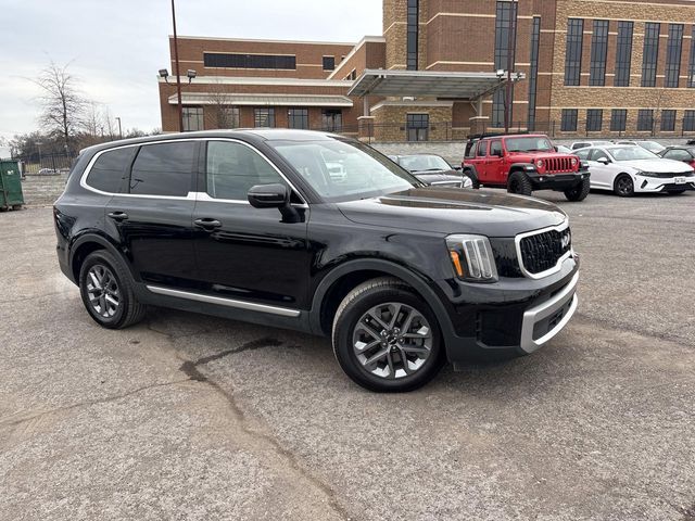 2023 Kia Telluride LX