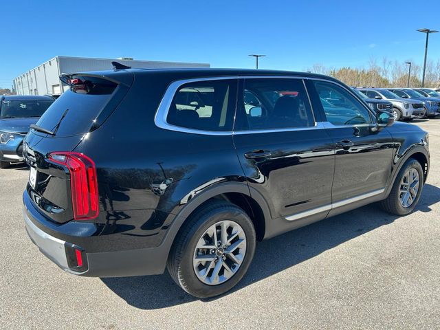 2023 Kia Telluride LX
