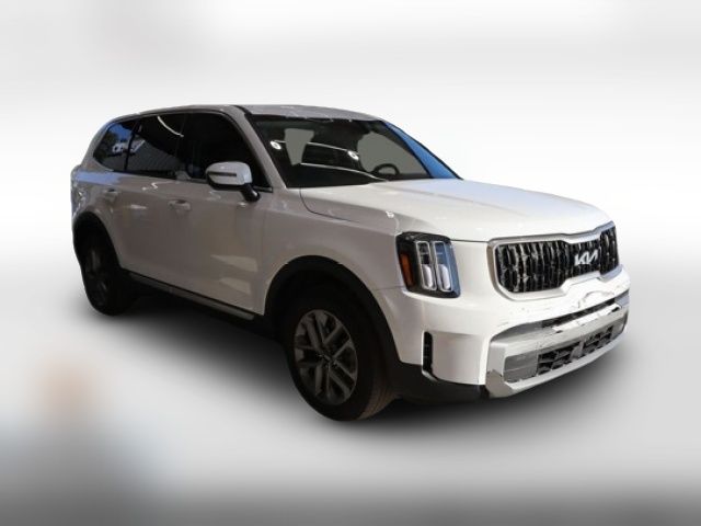 2023 Kia Telluride LX