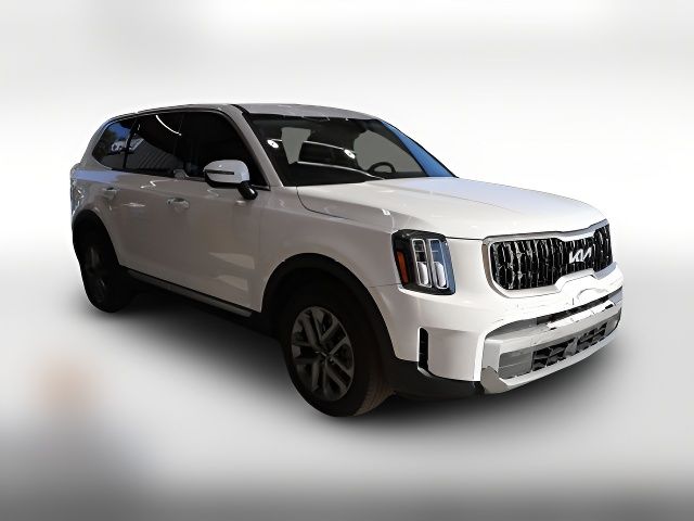 2023 Kia Telluride LX