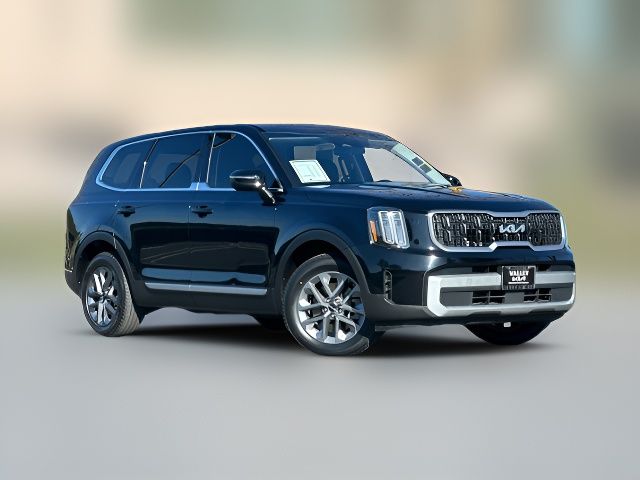 2023 Kia Telluride LX