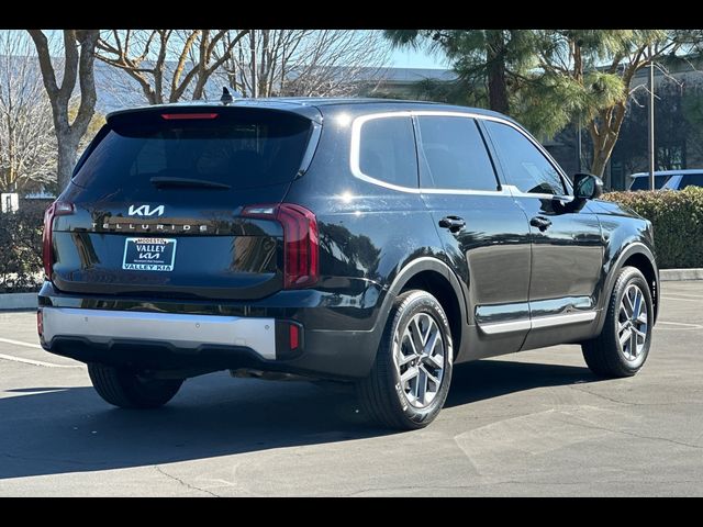 2023 Kia Telluride LX