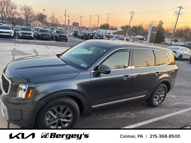 2023 Kia Telluride LX