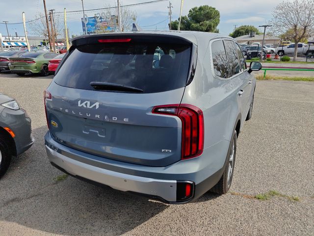 2023 Kia Telluride LX
