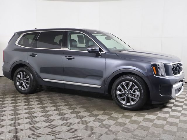 2023 Kia Telluride LX