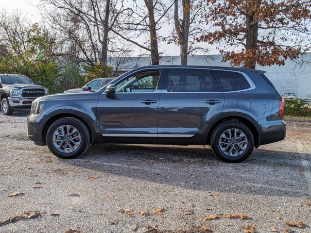 2023 Kia Telluride LX