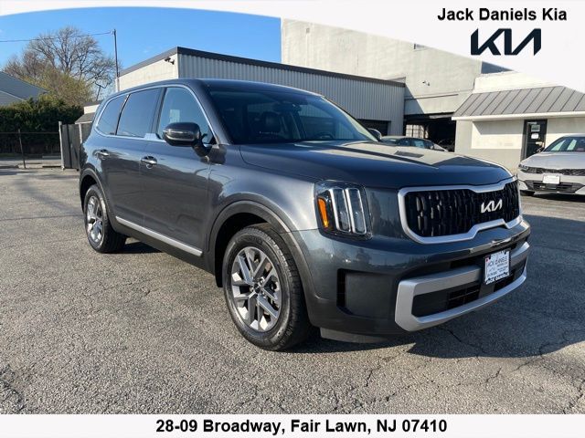 2023 Kia Telluride LX