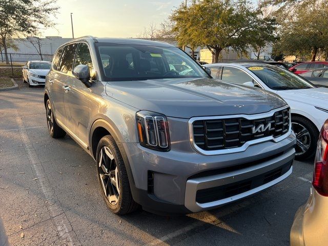 2023 Kia Telluride S