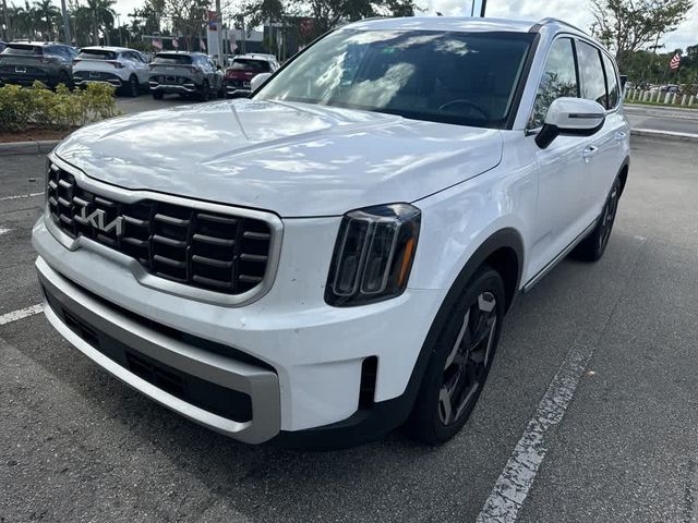 2023 Kia Telluride S