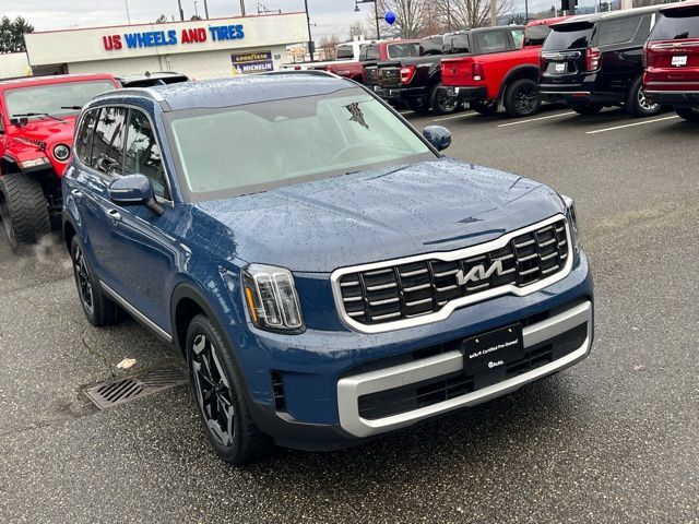 2023 Kia Telluride S