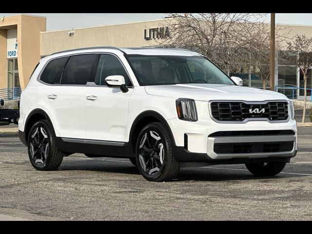 2023 Kia Telluride S