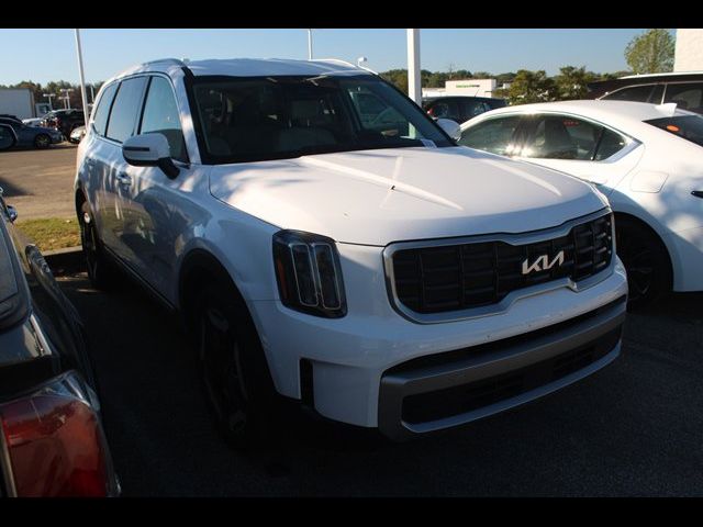 2023 Kia Telluride S