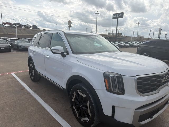 2023 Kia Telluride S