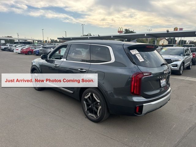 2023 Kia Telluride S