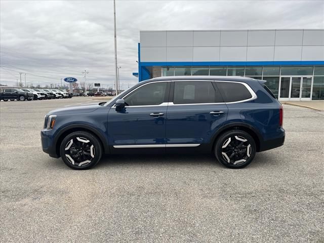 2023 Kia Telluride S