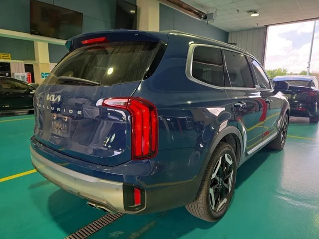 2023 Kia Telluride S