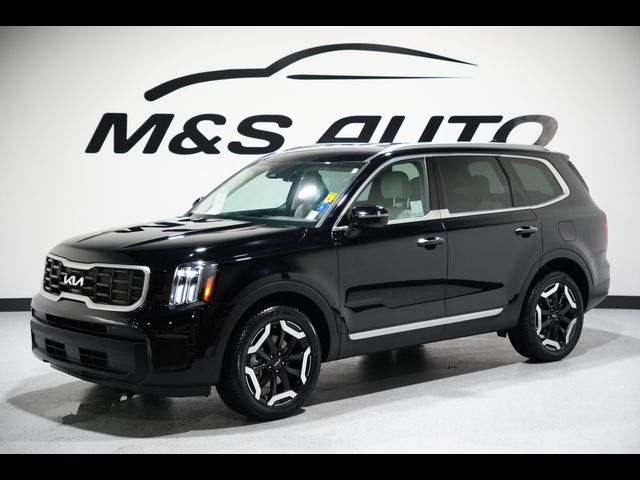 2023 Kia Telluride S