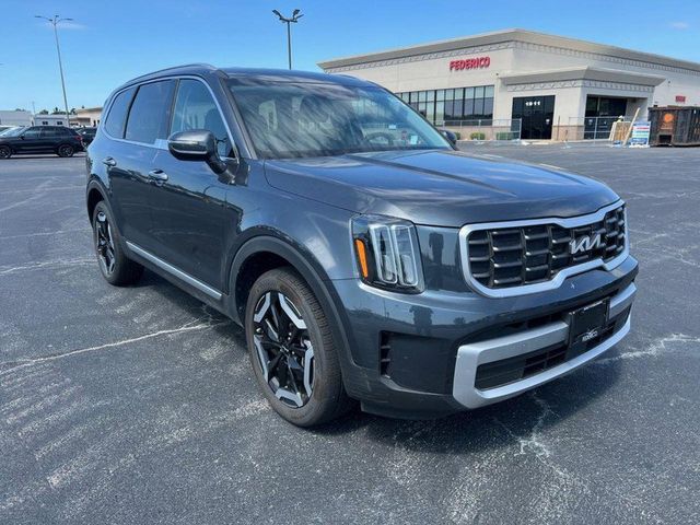 2023 Kia Telluride S