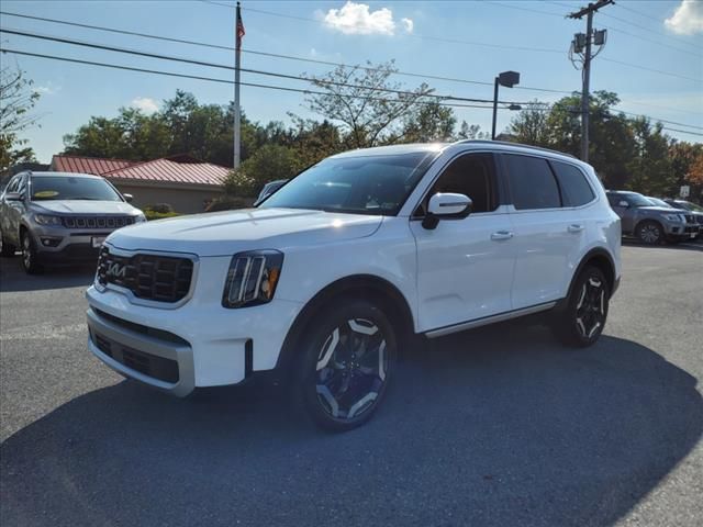 2023 Kia Telluride S