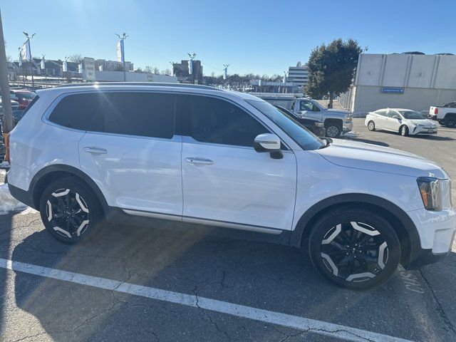 2023 Kia Telluride S