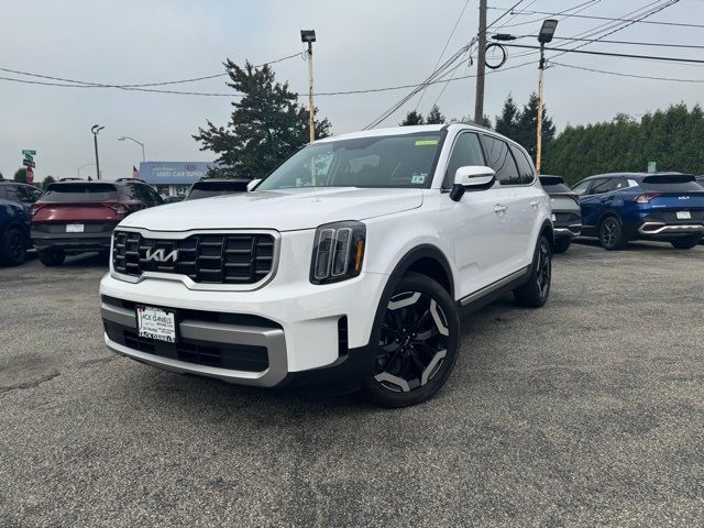 2023 Kia Telluride S