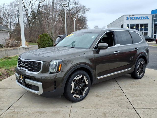 2023 Kia Telluride S