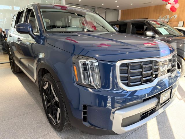 2023 Kia Telluride S
