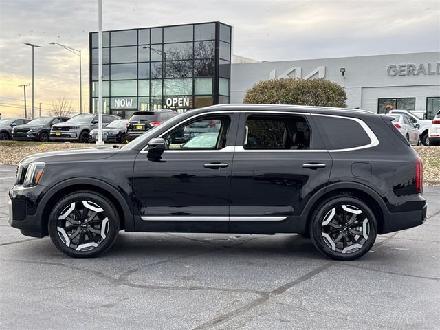 2023 Kia Telluride S