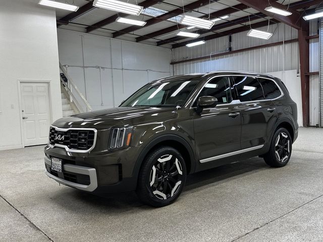 2023 Kia Telluride S