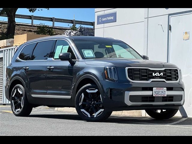 2023 Kia Telluride S