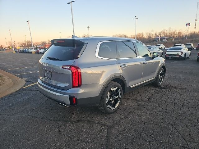 2023 Kia Telluride S