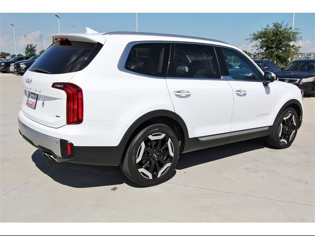 2023 Kia Telluride S