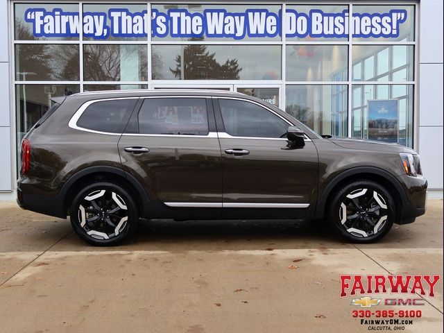 2023 Kia Telluride S