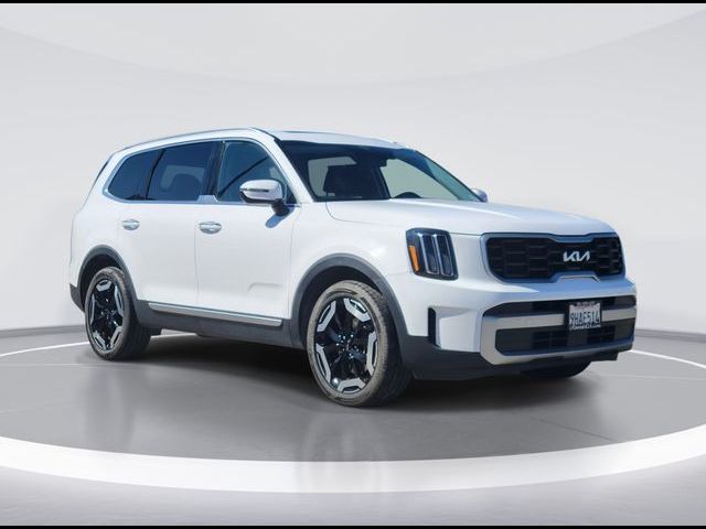 2023 Kia Telluride S