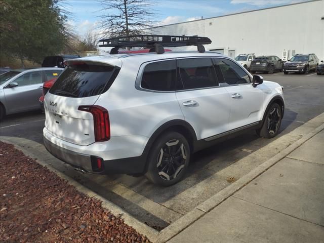 2023 Kia Telluride S