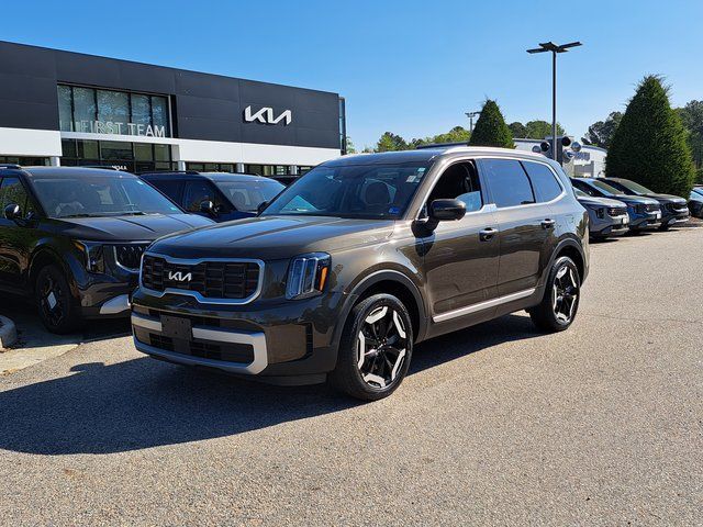 2023 Kia Telluride S