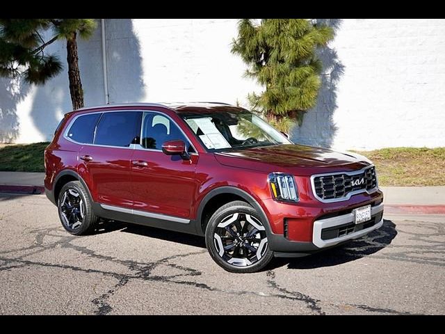 2023 Kia Telluride S