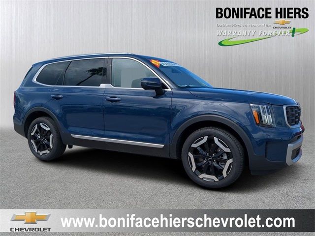 2023 Kia Telluride S